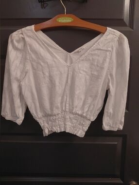 Splendid White V-Neck Smocked-Hem Top